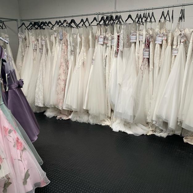 Much-loved bridal store to shut for good as it launches huge closing down sale