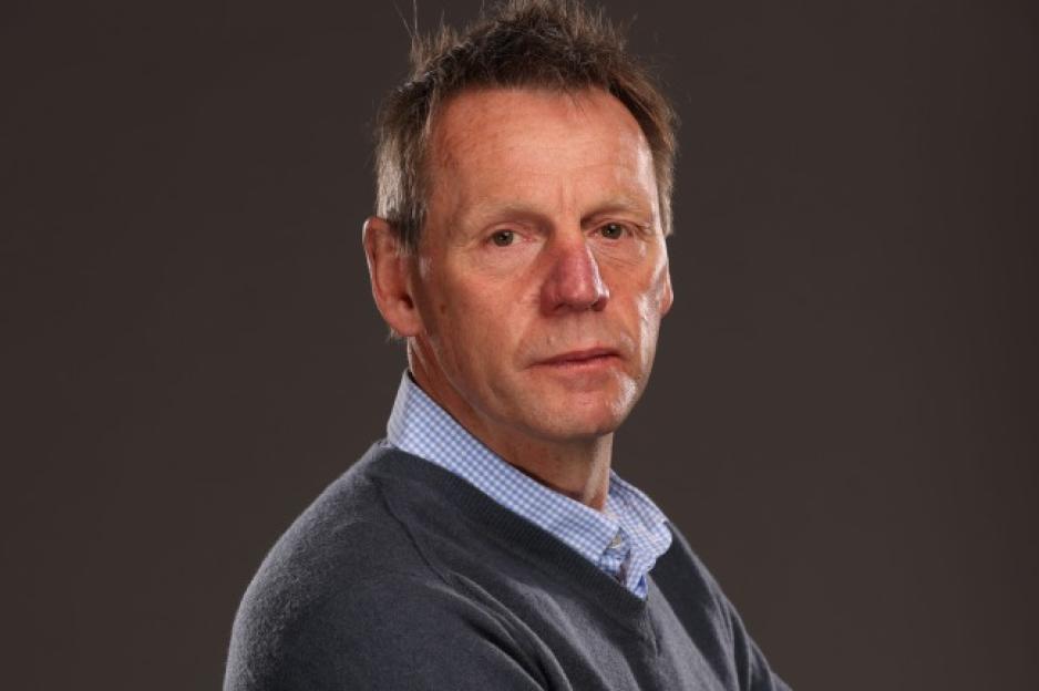 Stuart Pearce reveals cause of terrifying health scare at 30,000ft which led to his heart being ‘restarted’