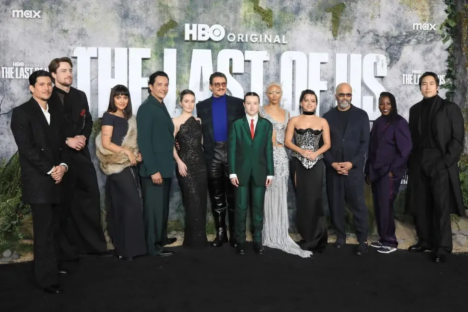 The cast of HBO's The Last of Us at a premiere.