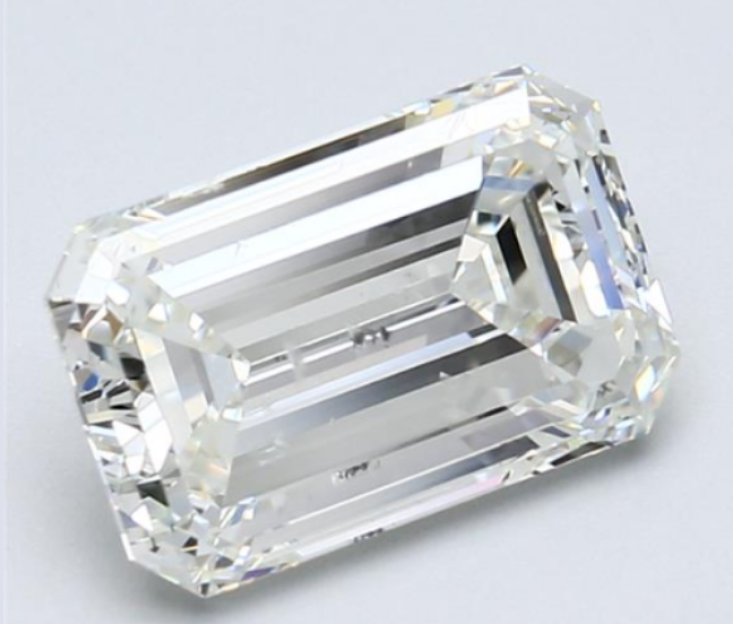 2.75-Carat Emerald-Cut Diamond – A Stunning Choice for Brides