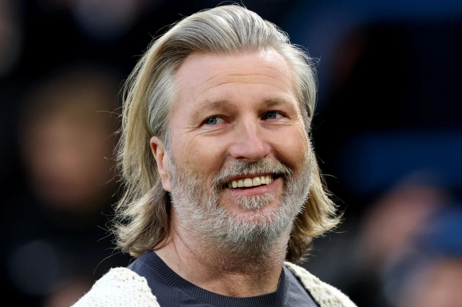 Robbie Savage wins promotion at first attempt as TNT Sports pundit takes Macclesfield FC into National League North