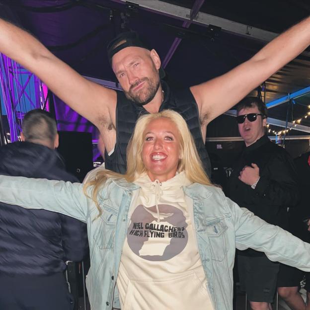 Paris and Tyson Fury at a concert.