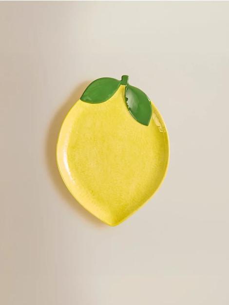 Lemon-shaped plate.