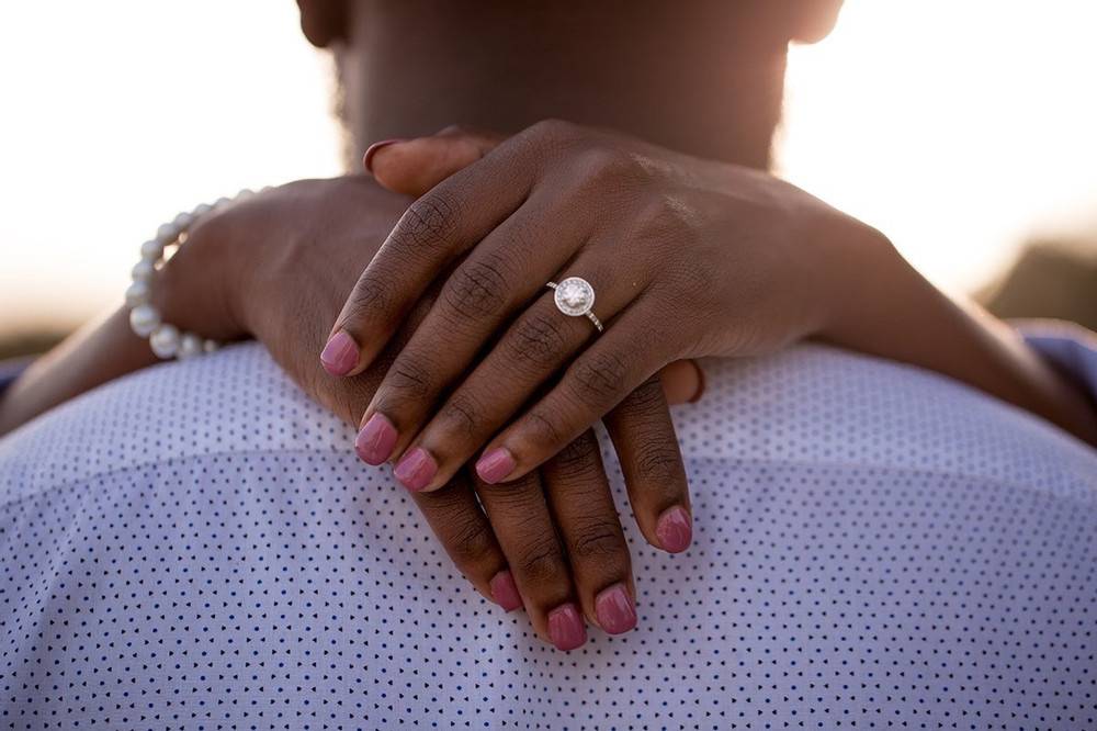 Couple whose wedding was cancelled over pregnancy weds in another church