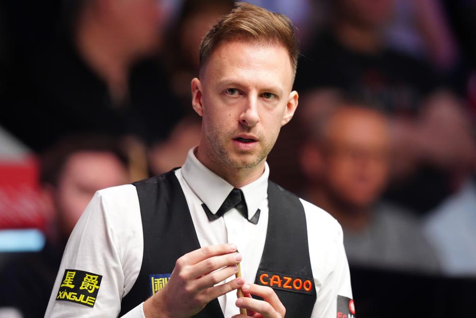 Judd Trump looking dejected at the snooker championship.