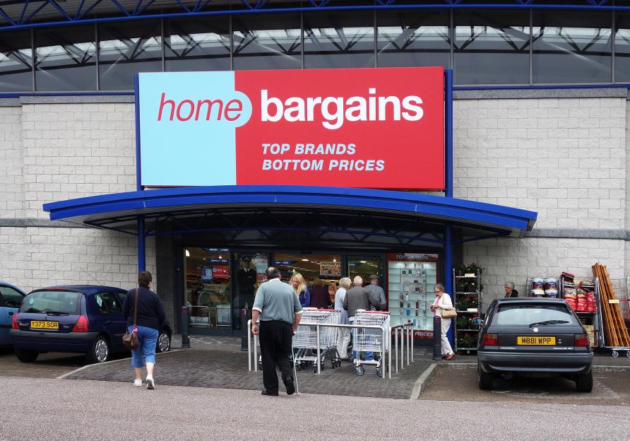 Shoppers rush to Home Bargains for brand new £3.99 version of viral buy everyone loves for brightening up their gardens 2