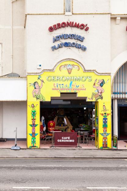 E37GC5 Geronimo's Adventure Playground Cafe and amusement arcade on the promenade. in the Coastal Town of Rhyl, North Wales.