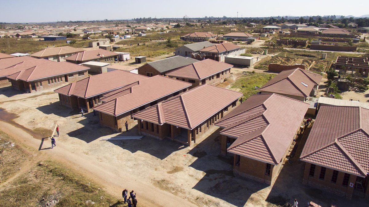 FG promises 1m low-cost houses for poor Nigerians