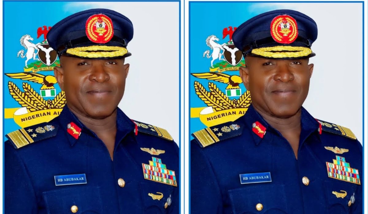 Air Chief meets senior officers, harps on mentorship, discipline