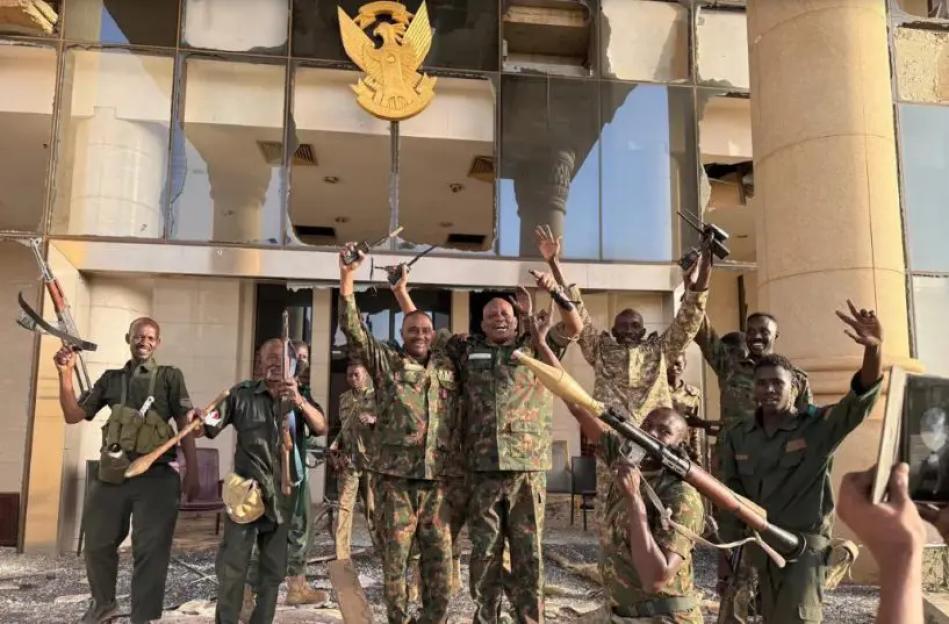 Sudan army advances in central Khartoum after retaking palace