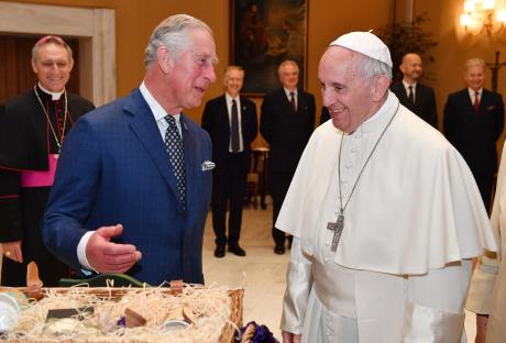King Charles pays tribute to Pope Francis & says he’s ‘deeply saddened’ by death just 12 days after Vatican state visit